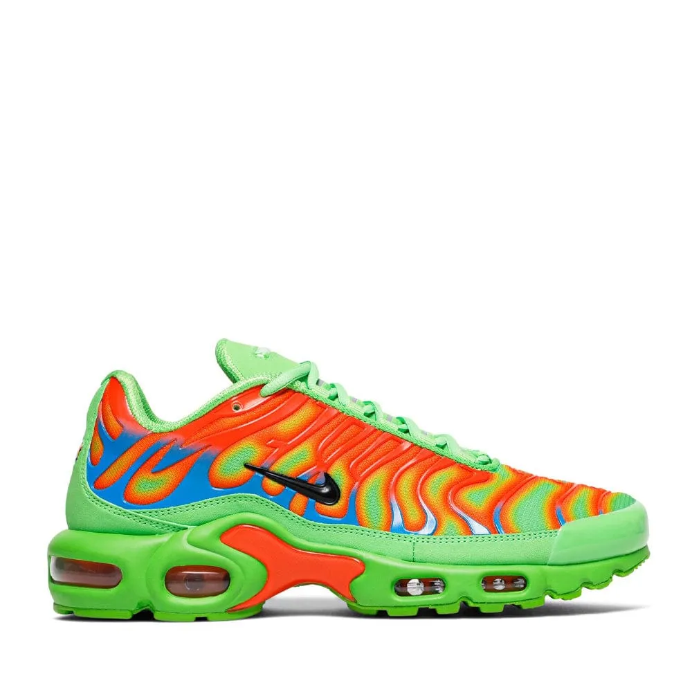 Fun run High Top NIKE X SUPREME AIR MAX PLUS TN GREEN -