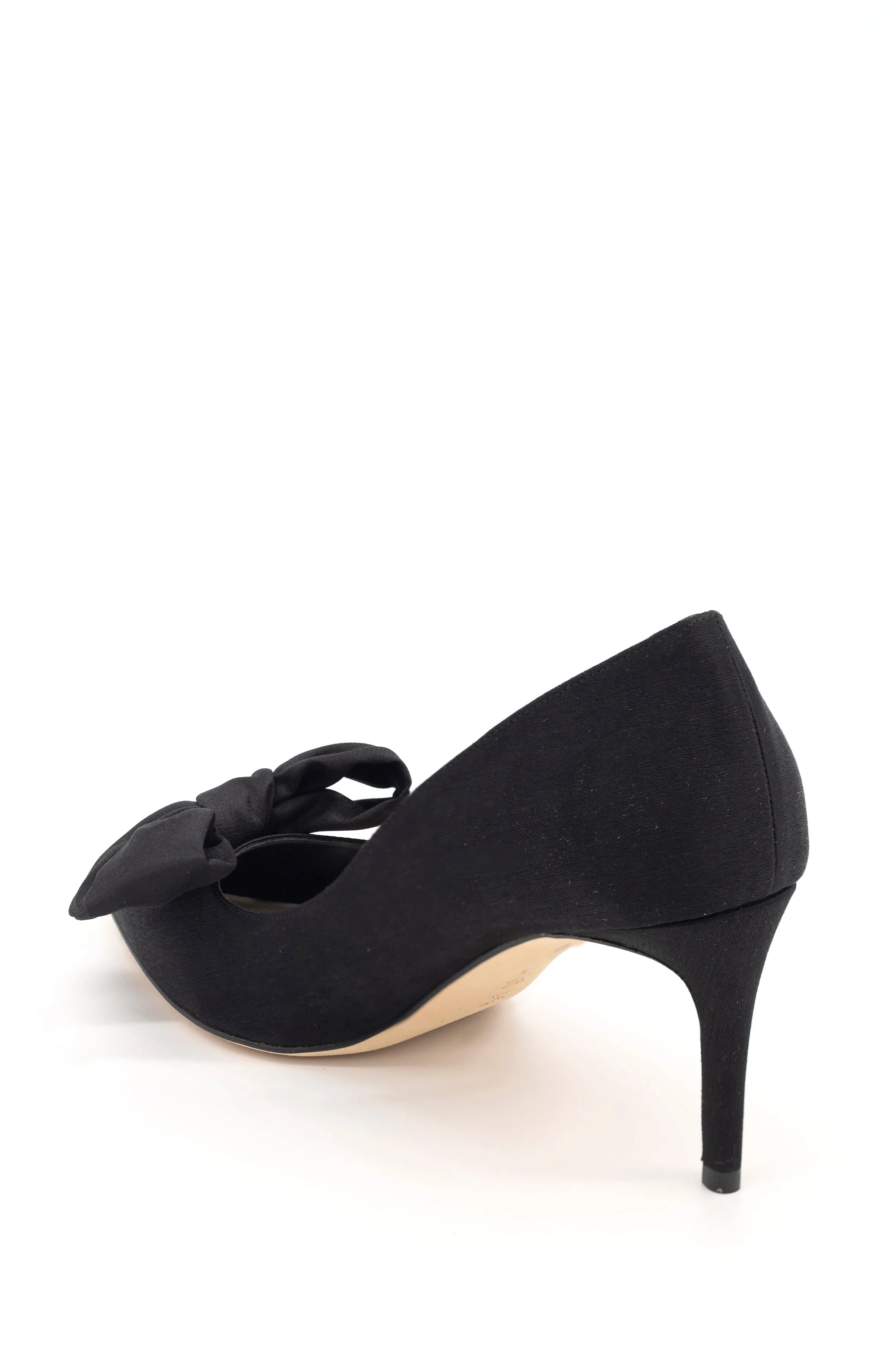 Elaina Bow Pump performance - enhancement - level casual user