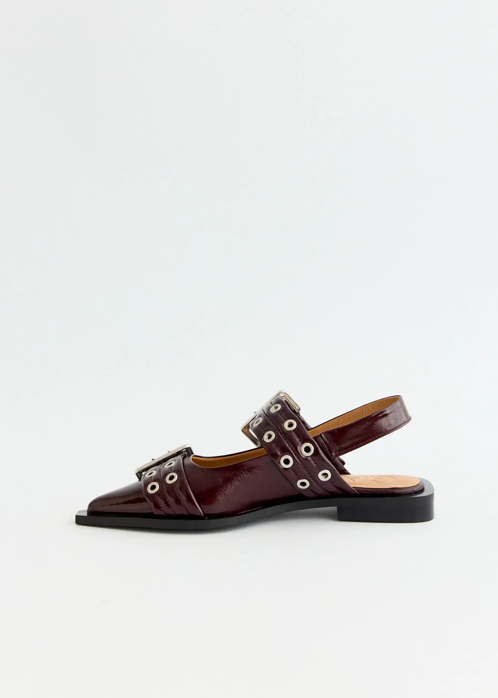 Street Explorer Reinforced Feminine Buckle Ballerinas