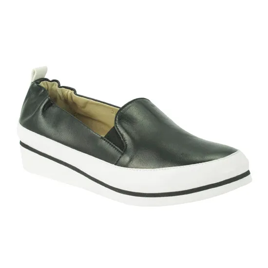 Ultra Cushioned Collar Gym Shoes Nell