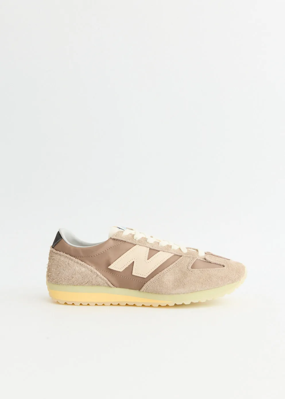 471 'Grey Days' Sneakers Cushioned arch
