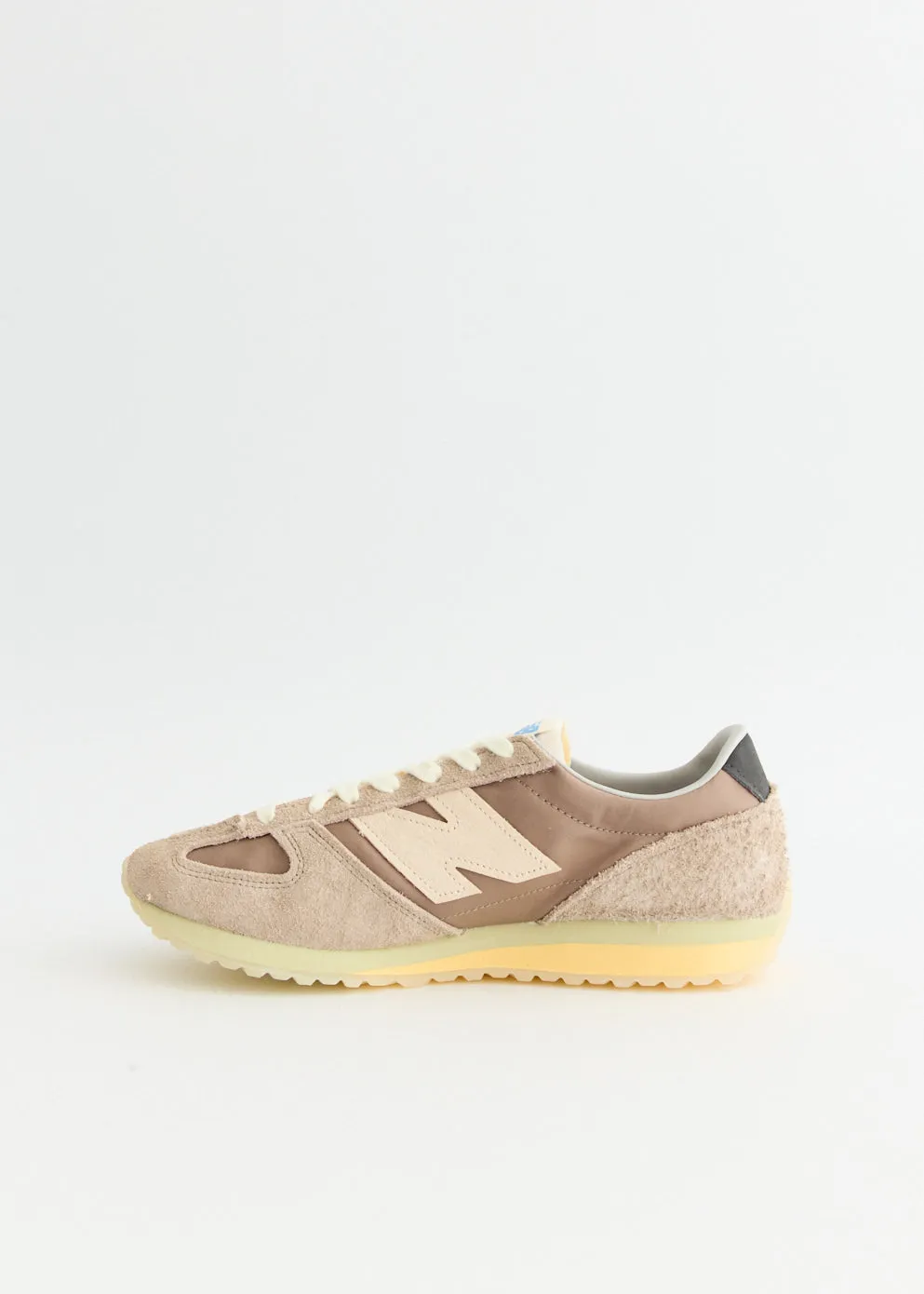 471 'Grey Days' Sneakers Luxe Touch hunting
