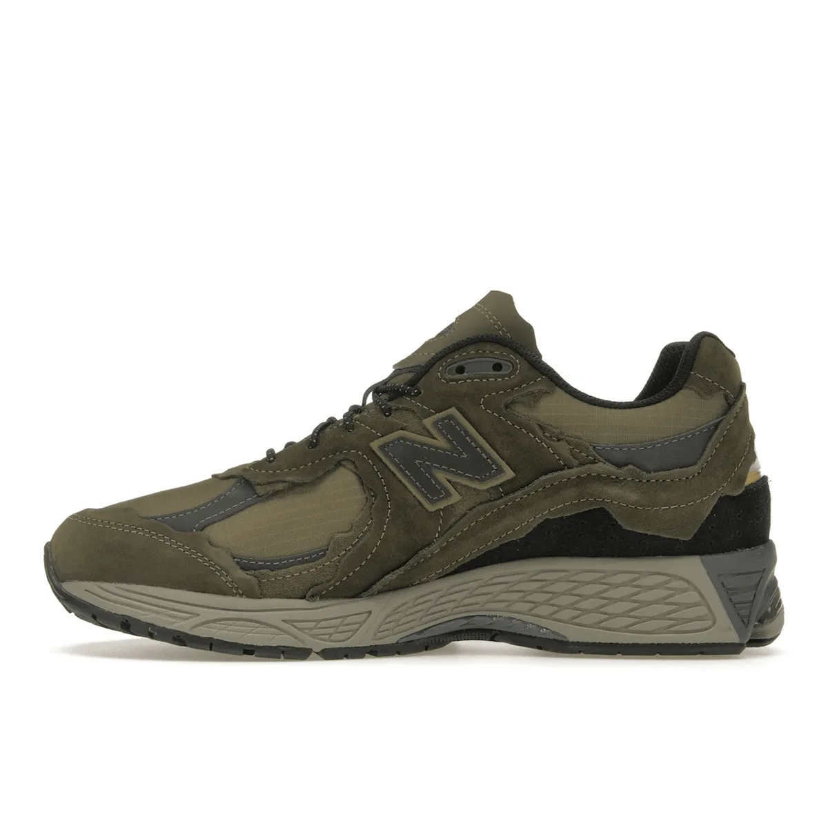 New Balance 2002R Protection Pack Dark Moss for beach walks Dance