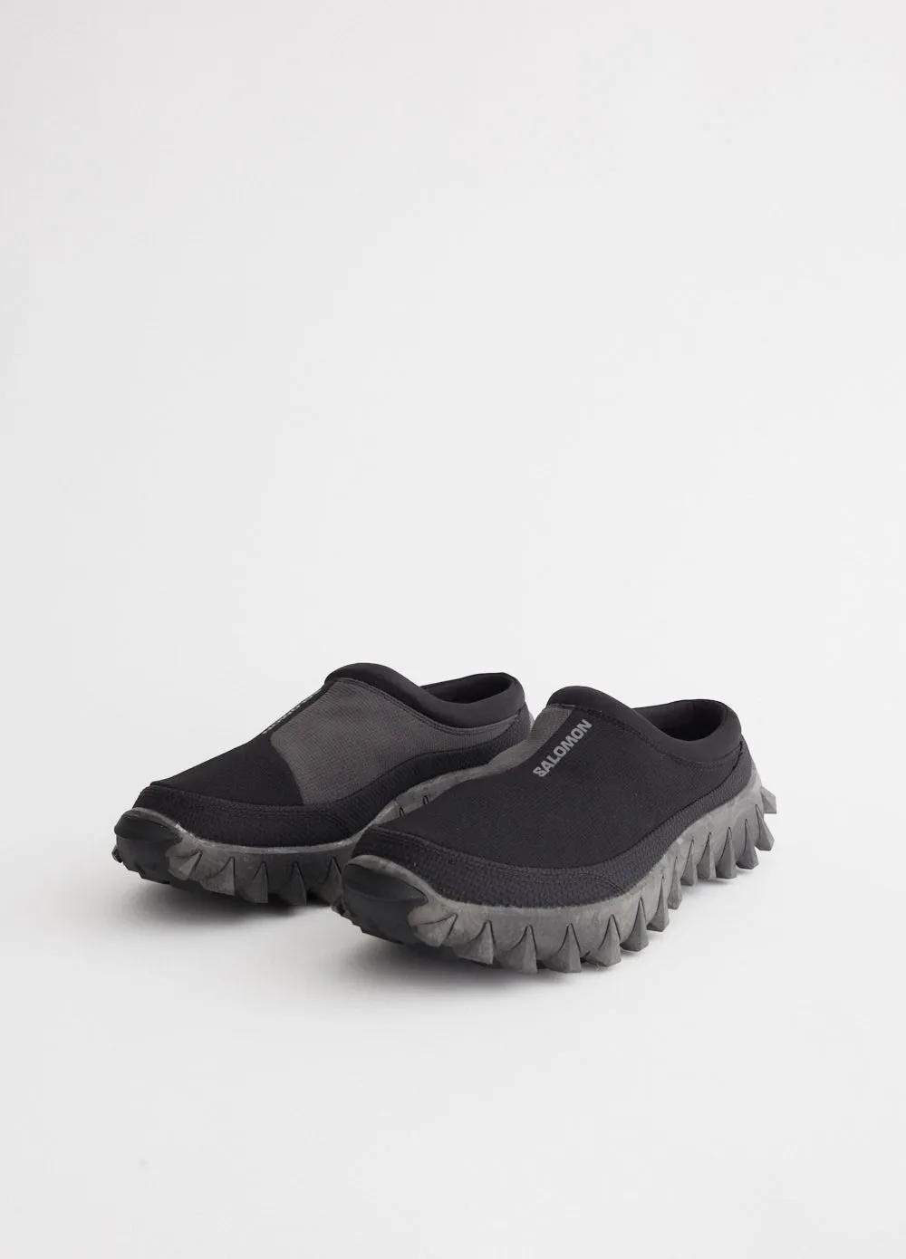 Snowclog 'Black Asphalt' Sneakers Enhanced design