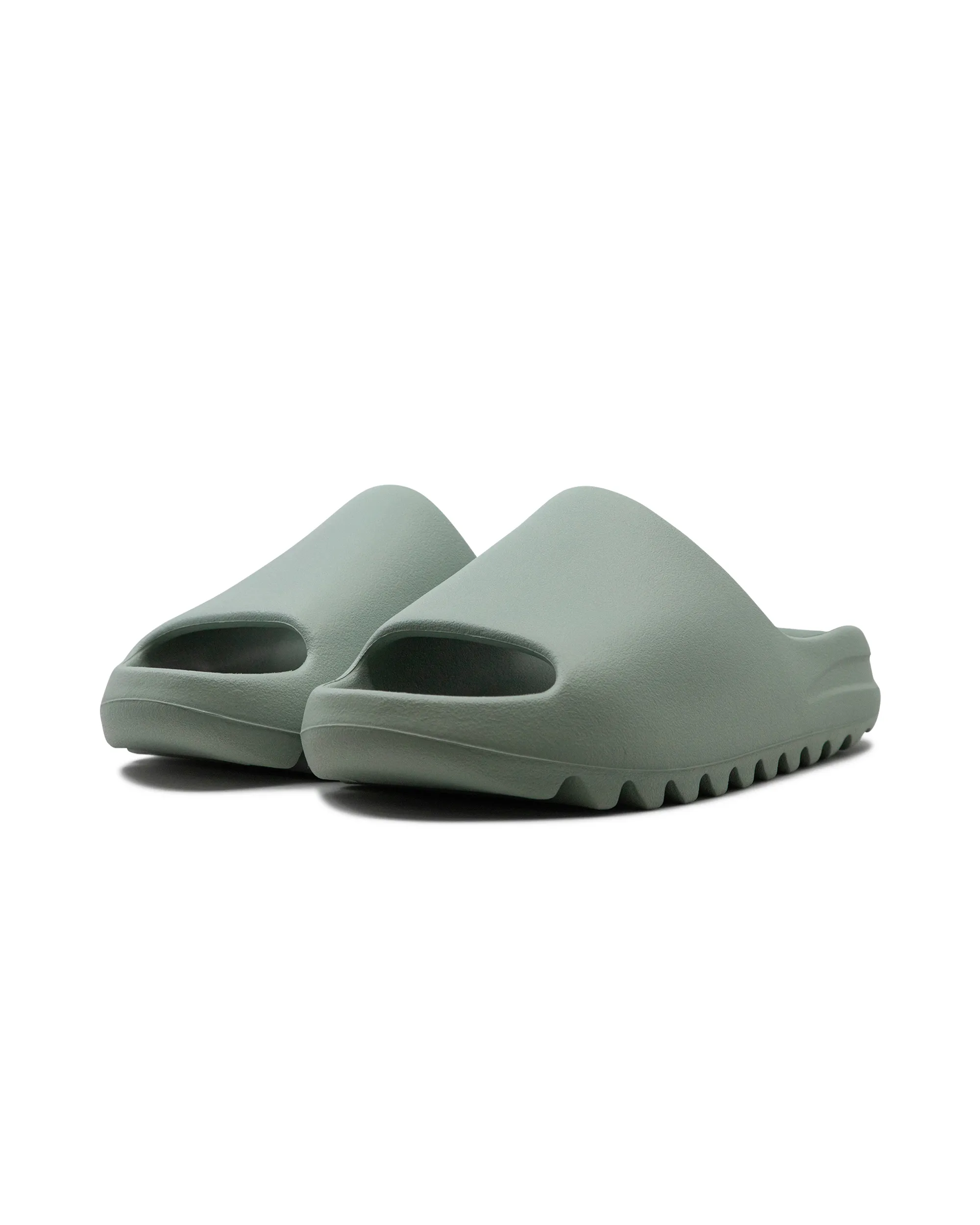 treadmill training shoe use adidas Yeezy Slide Salt