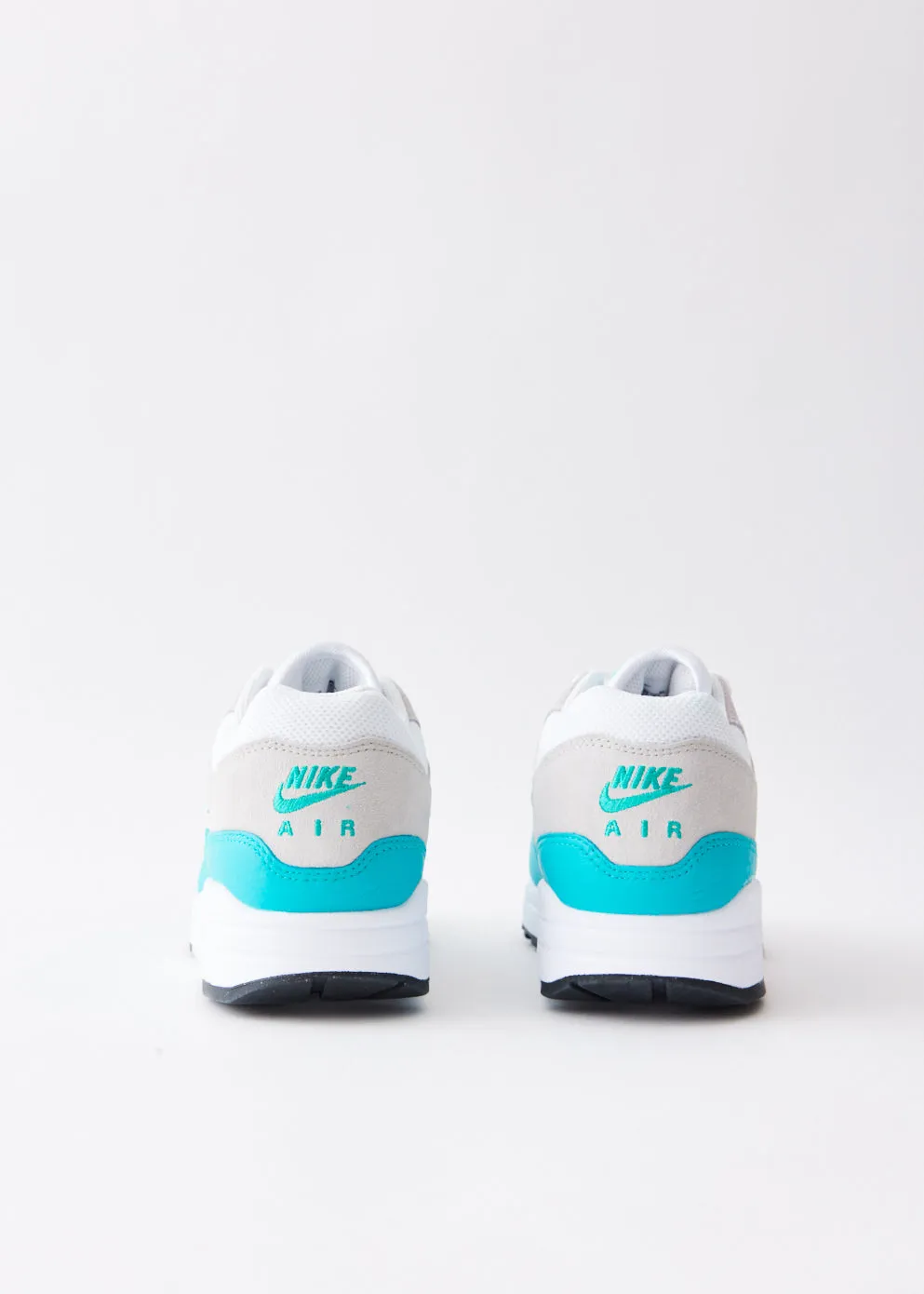 travel - related conveniences least classic Air Max 1 'Clear Jade' Sneakers