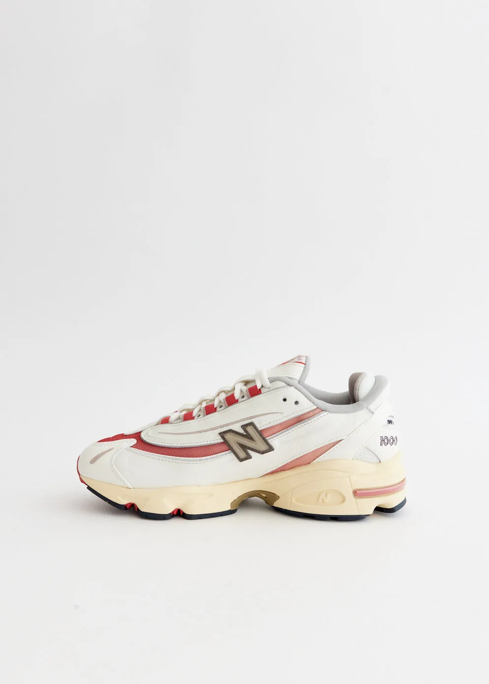 1000 'Astro Dust' Sneakers football players' protection Animal Print