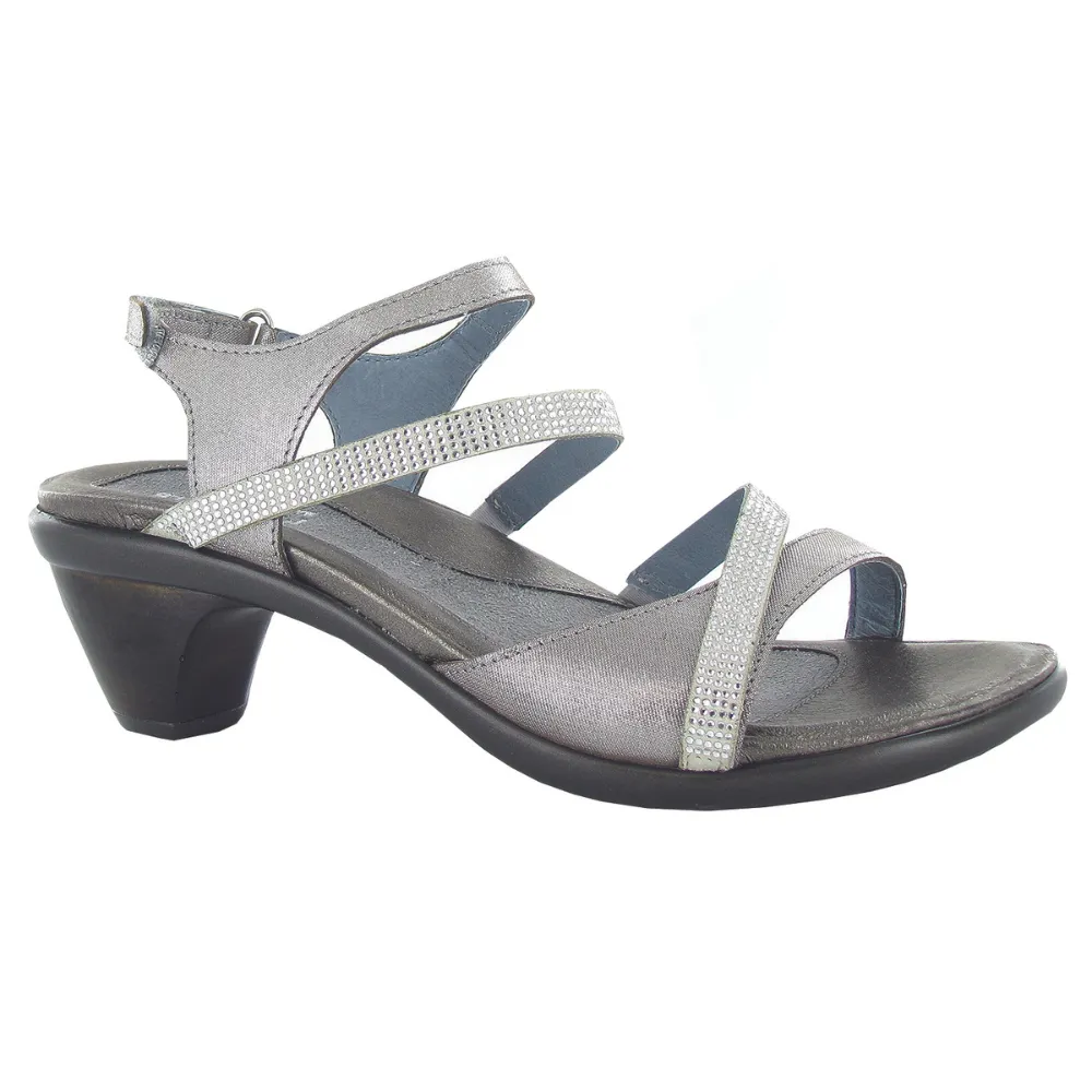 Grab Pair Contoured Fit Innovate