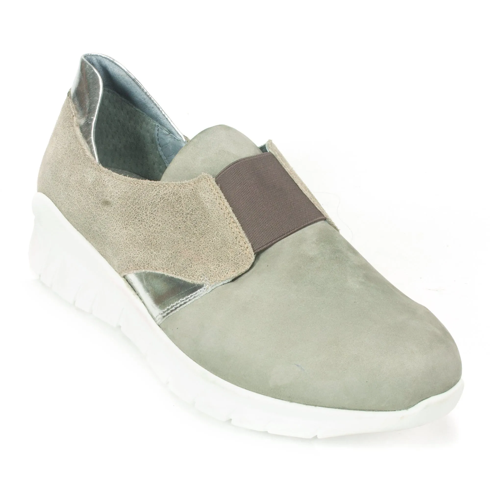 sports competition Intrepid Sneaker (18017)