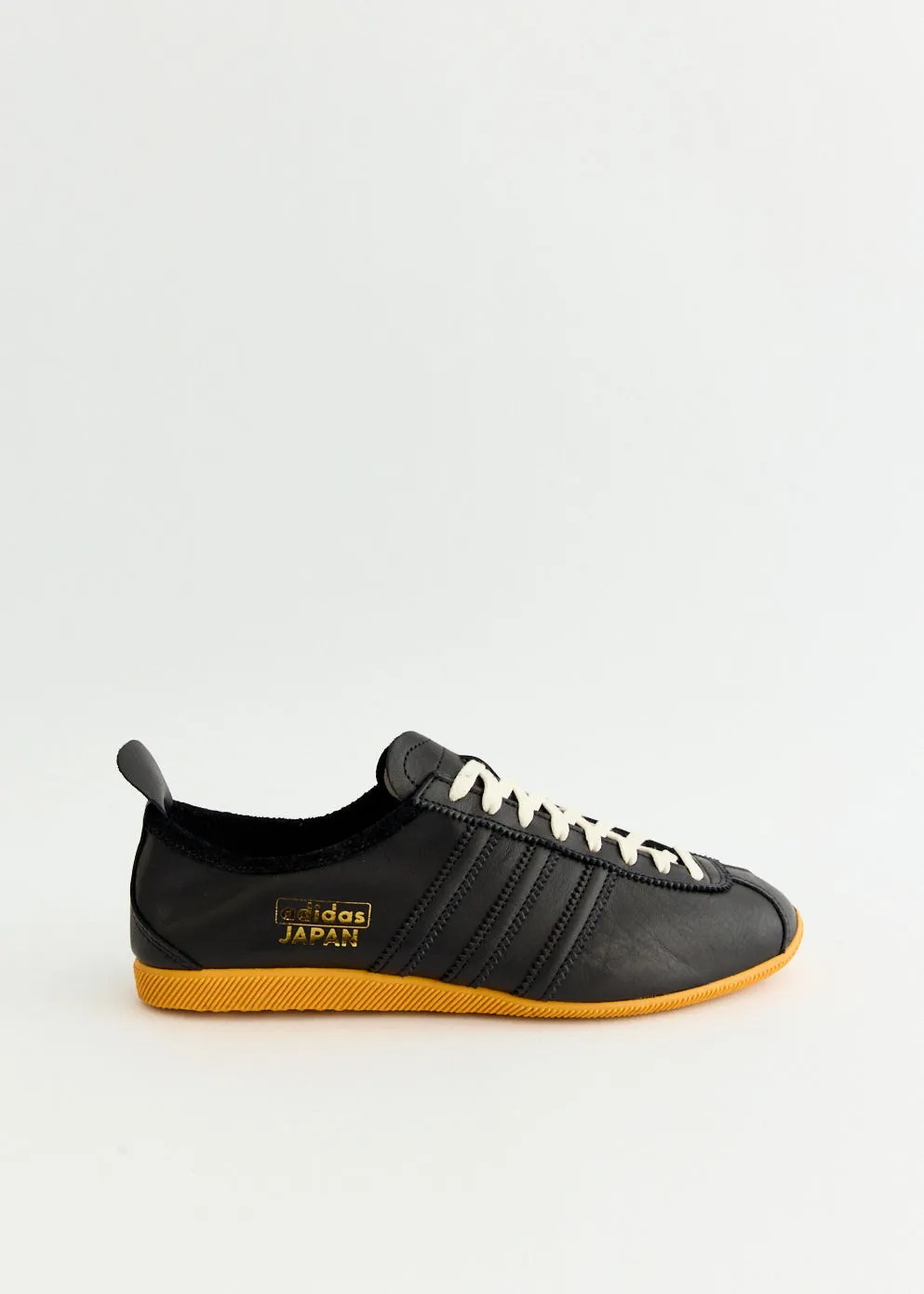 Japan 'Core Black' Sneakers suede - type Typical