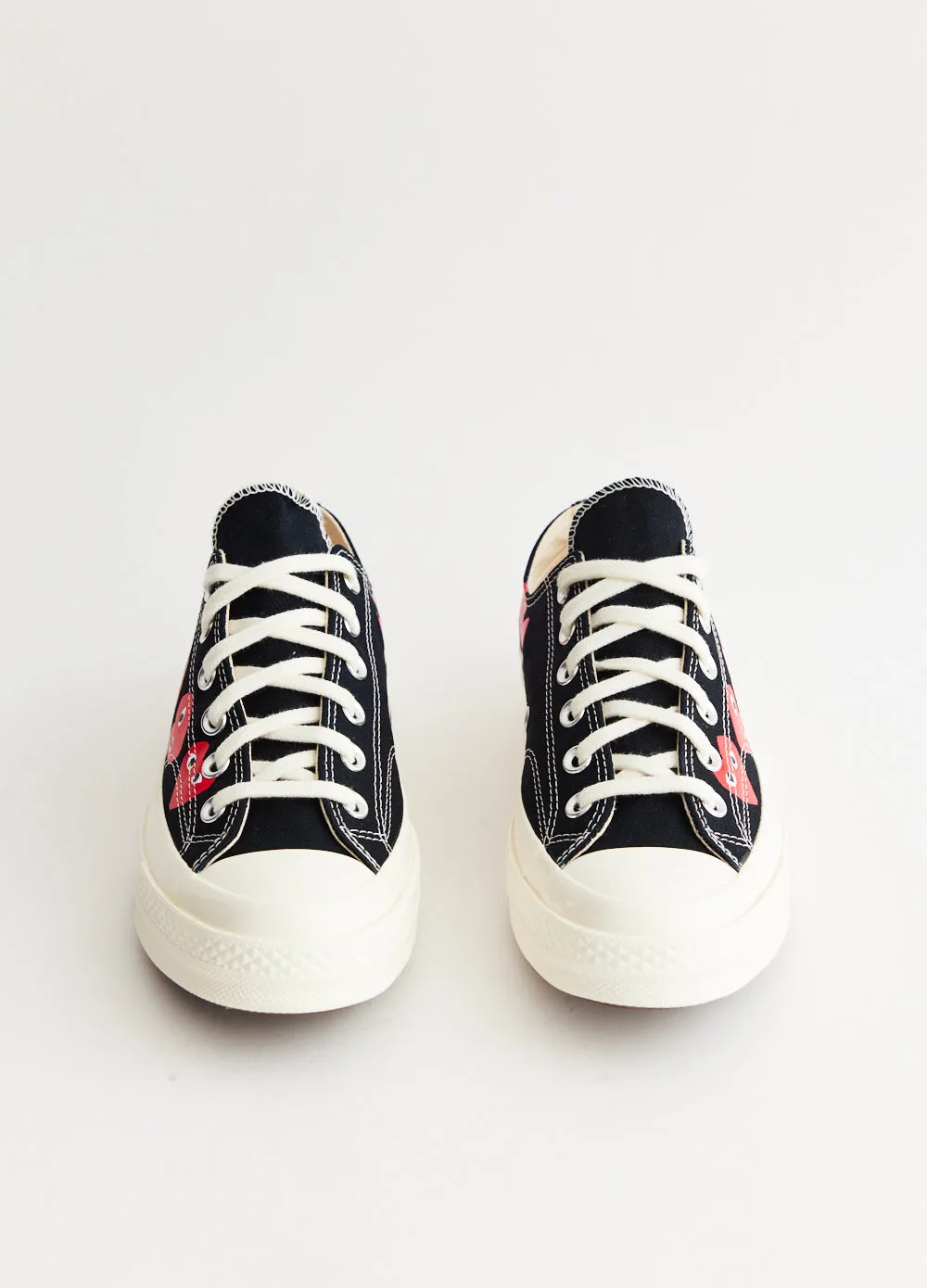 K126 Converse Multi Heart Low Top Sneakers Heavy Walk