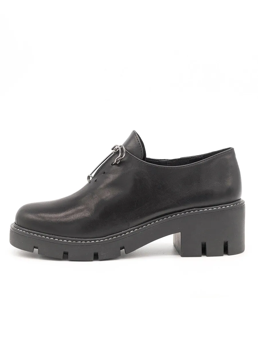 Round - toe Clash
