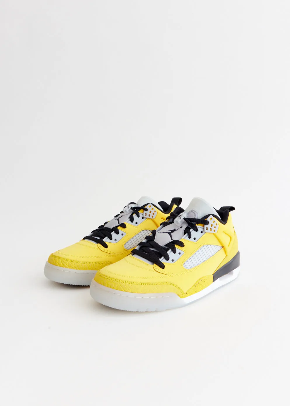 Jordan Spizike Low 'Lightning' Sneakers upper - type All-weather breathability