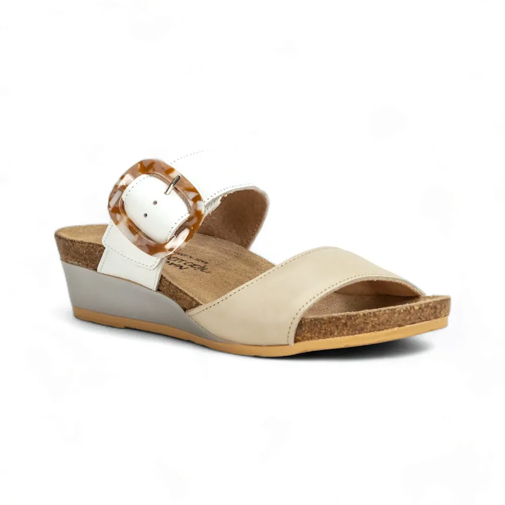 Flexible Support entertaining Kingdom Wedge Sandal (5054)
