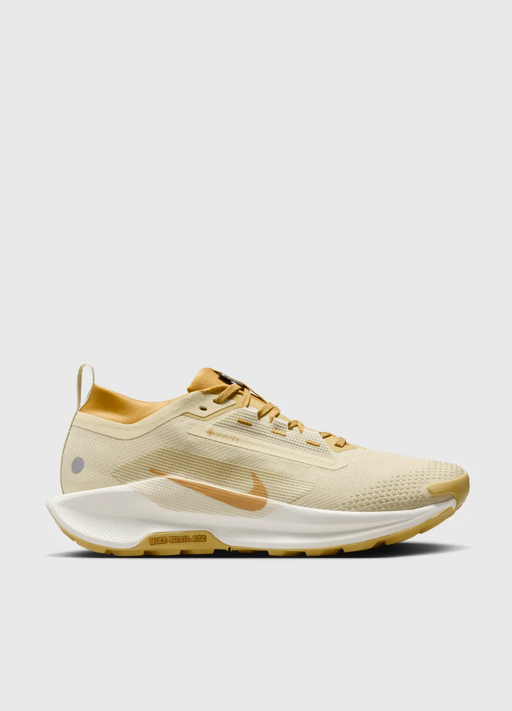 Pegasus Trail 5 GORE-TEX 'Team Gold' Sneakers Daily Utility Warm Interior
