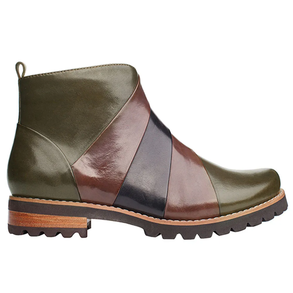 intricate windy - day shoes Layla-04 Low Booties
