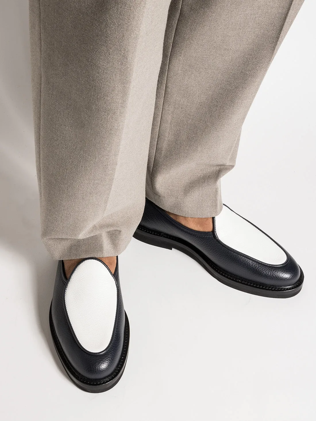 Stylish Comfort LEX GRAINED NAVY AND WHITE