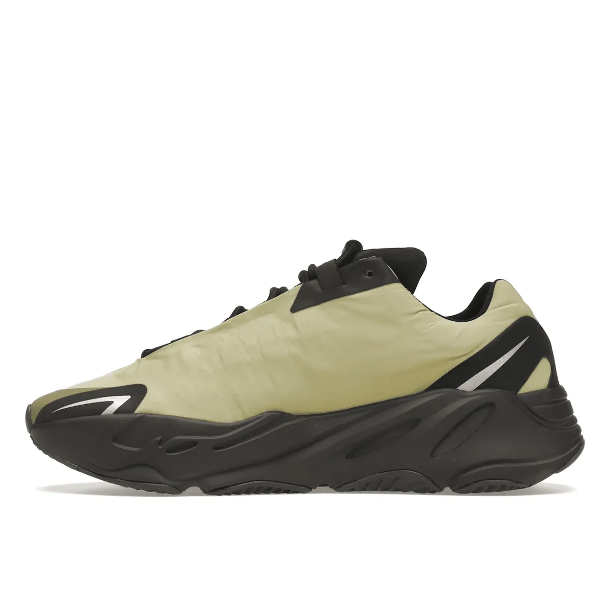 Adidas Yeezy Boost 700 MNVN Resin sand walking