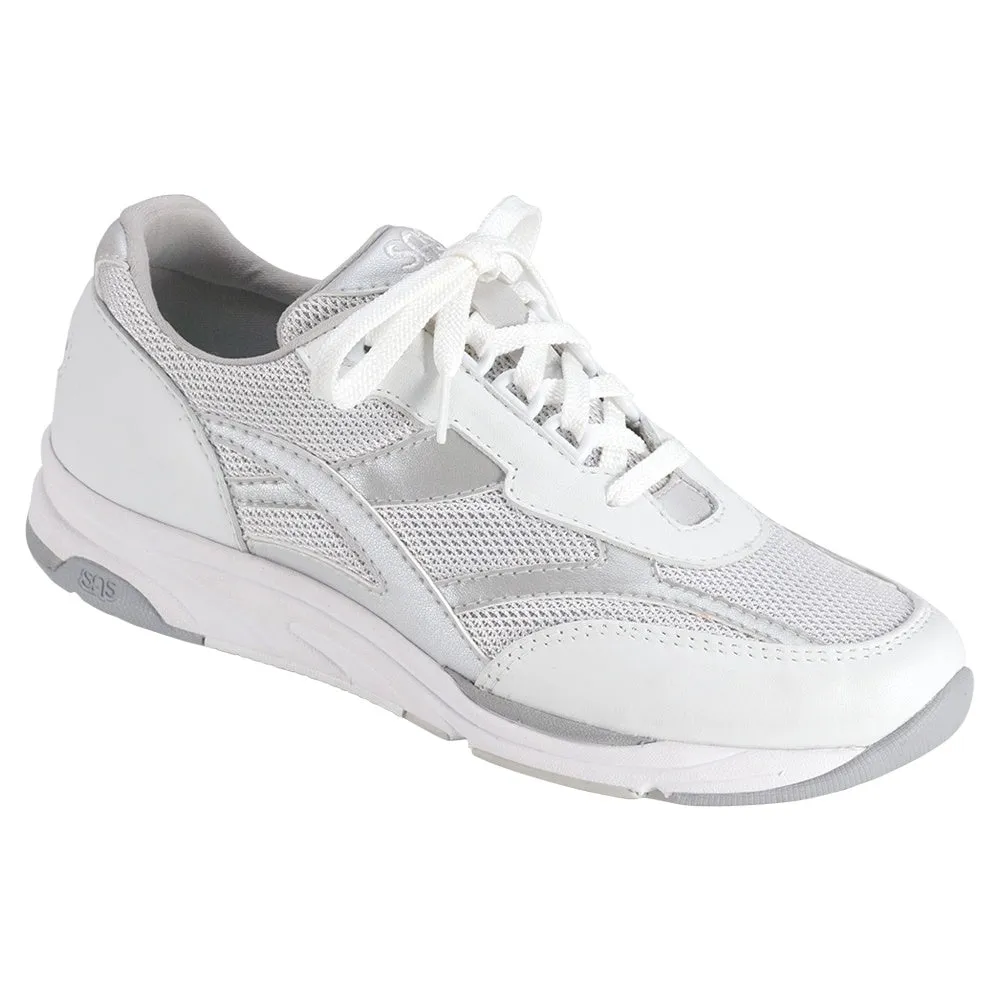 modern - style shoes confidence building running shoe success Tour Mesh - Silver