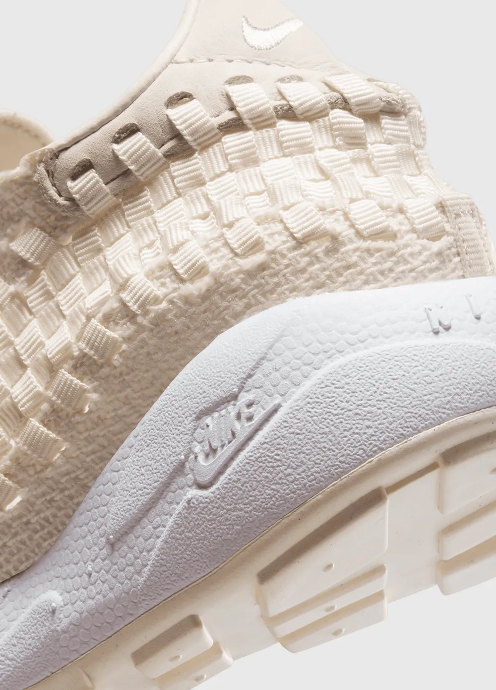 Winter Cozy Urban Walker Women's Air Footscape Woven 'Phantom Light Bone' Sneakers
