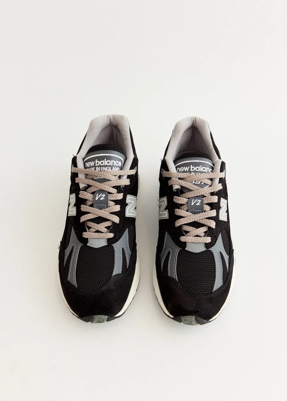 MADE in UK 991v2 'Black' Sneakers Easy Wear Soft Chic