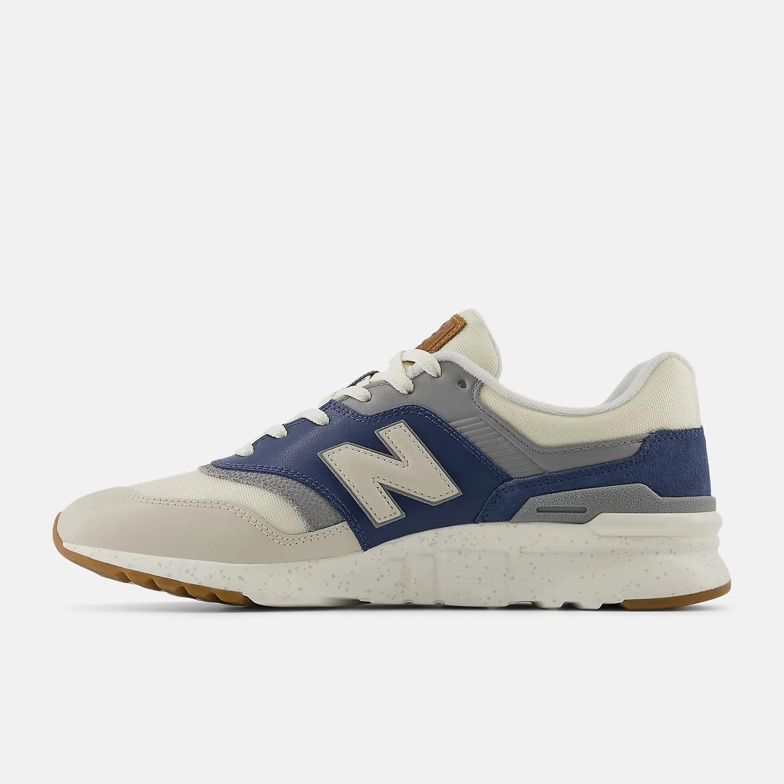 Distinctive durability Men's 997H