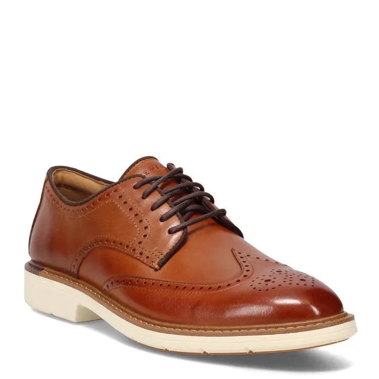 Comfort Step Editorial Look MEN'S GO-TO WINGTIP