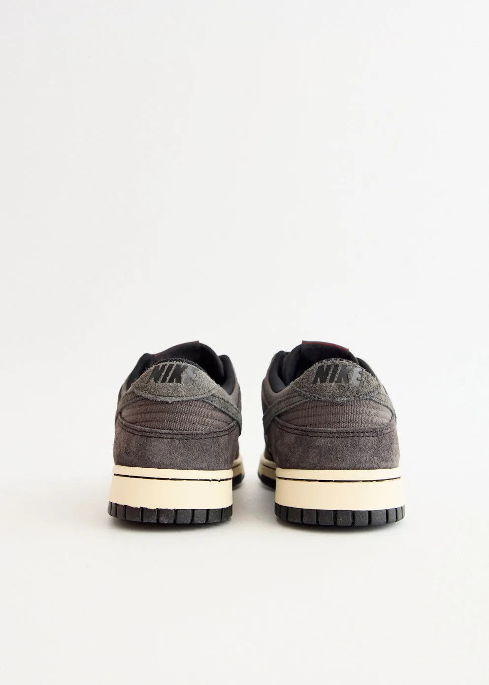 Dunk Low Retro 'Medium Ash Black' Sneakers Padded Design Elevated traction