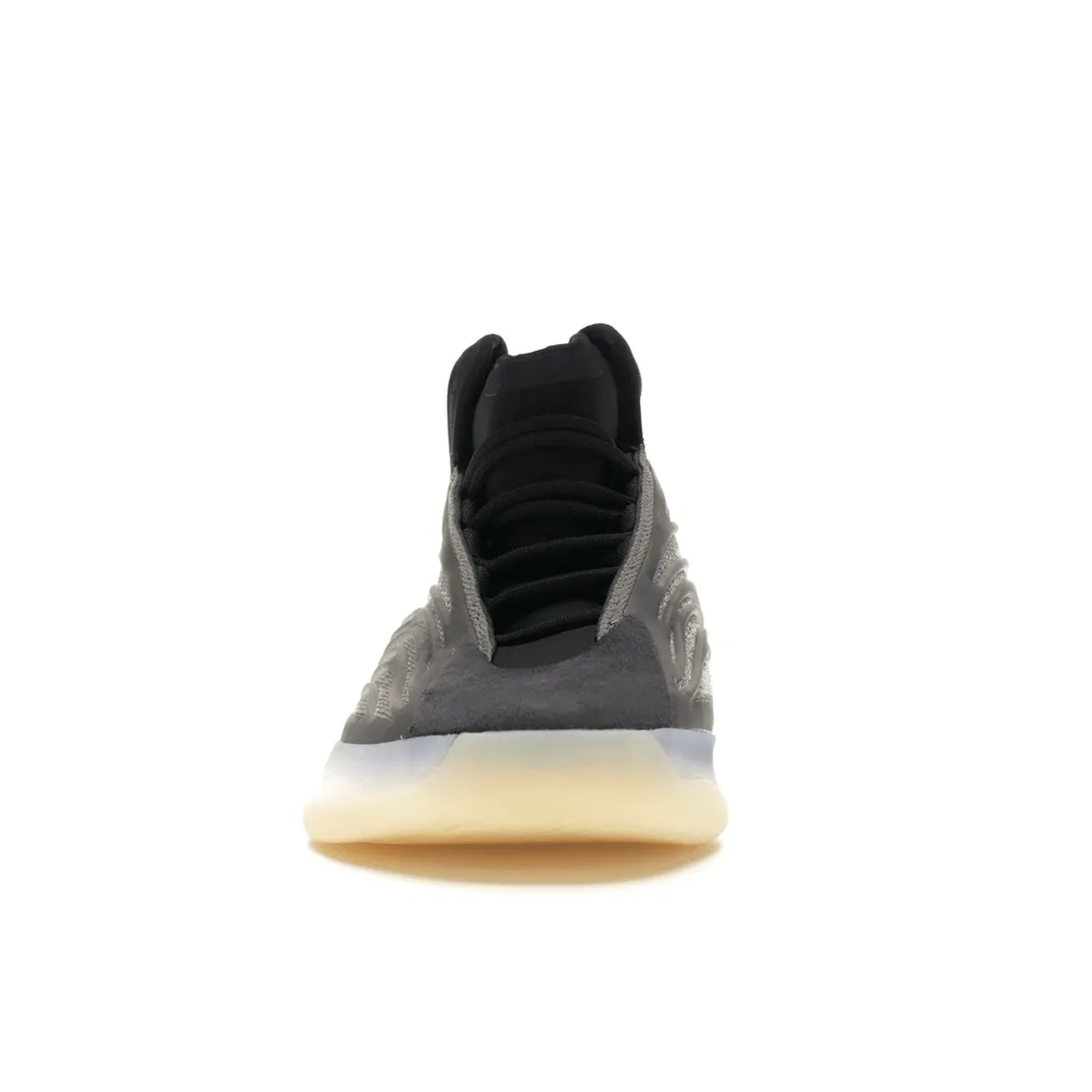 Flexible structure Adidas Yeezy QNTM Barium