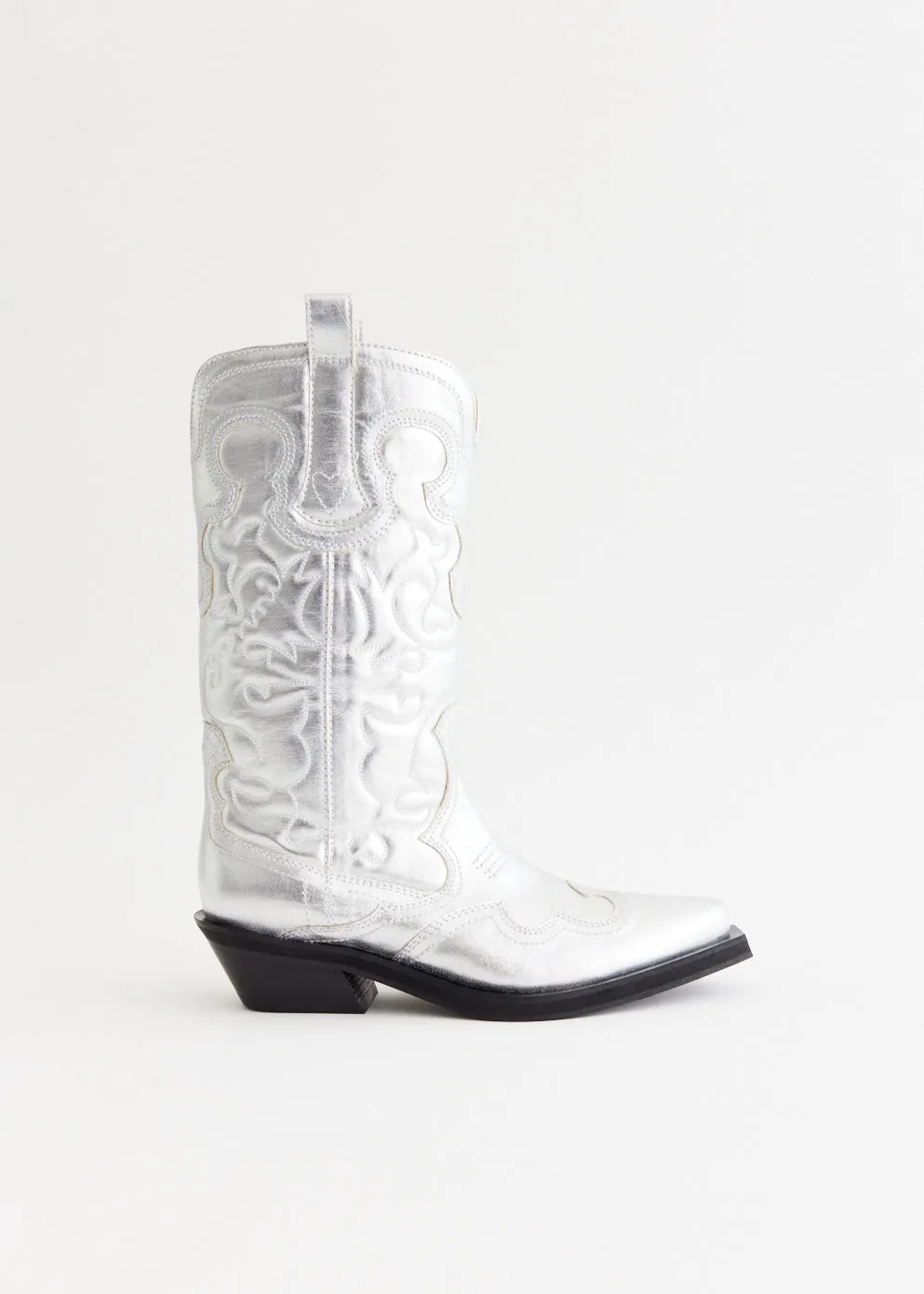 Mid Shaft Embroidered Western Boots Dirt Guard Heel Design