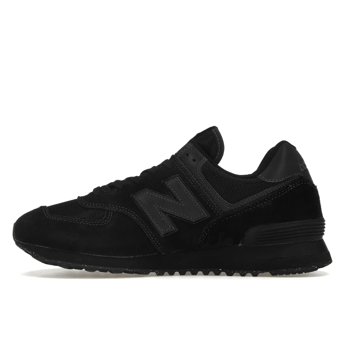 New Balance 574 Triple Black Indoor