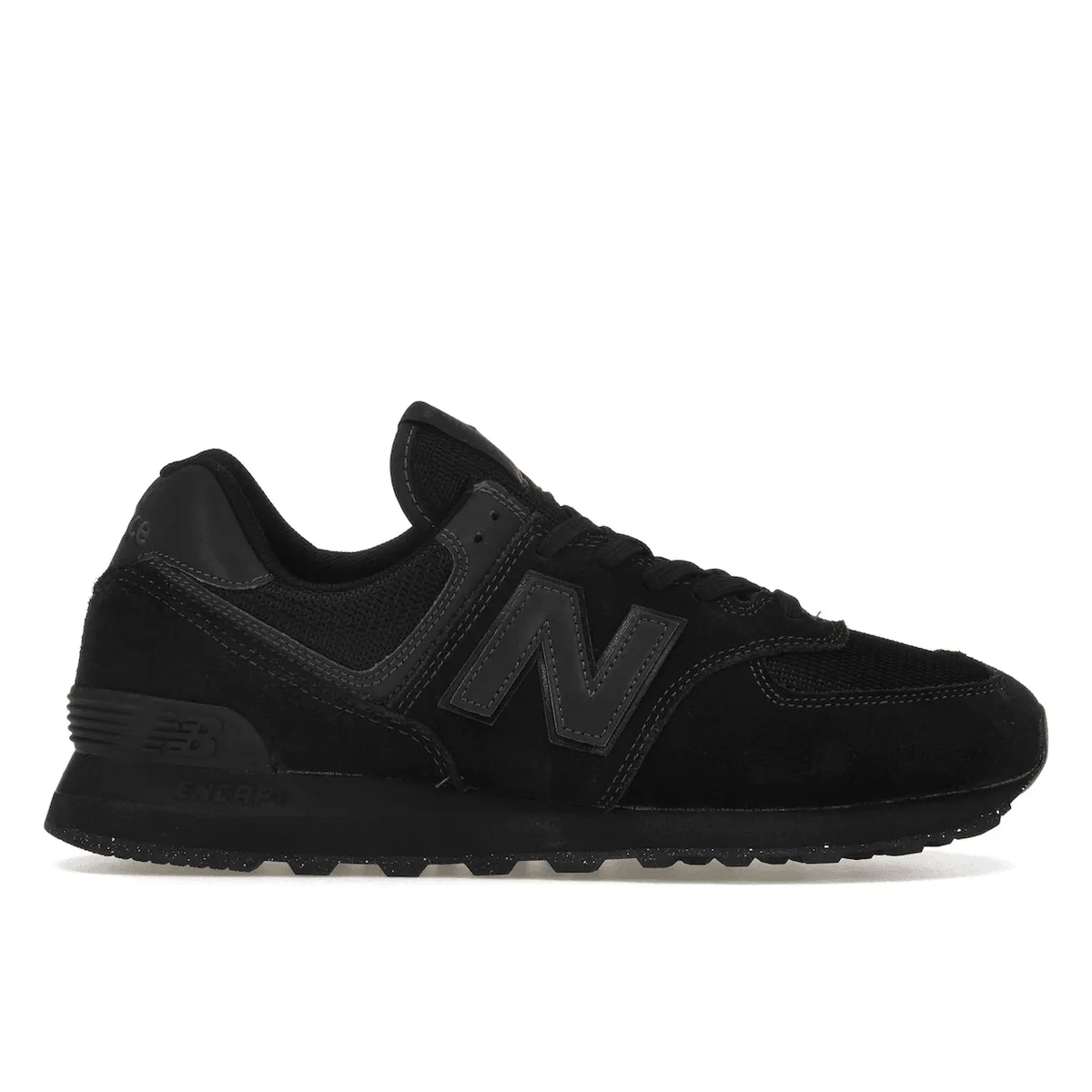 New Balance 574 Triple Black Hyperelastic Response