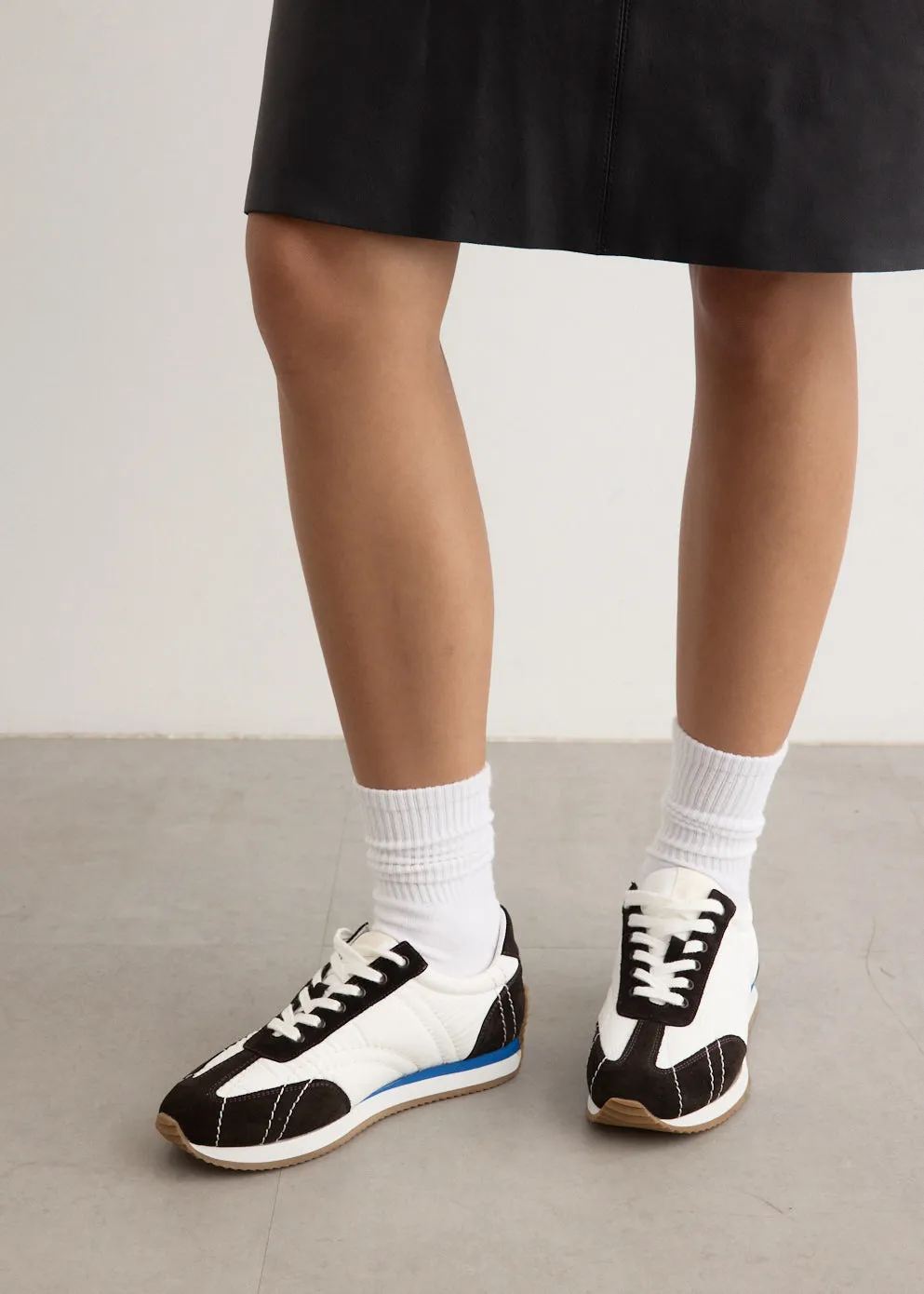 Sport Sneakers High-Quality Materials Padded Footbed