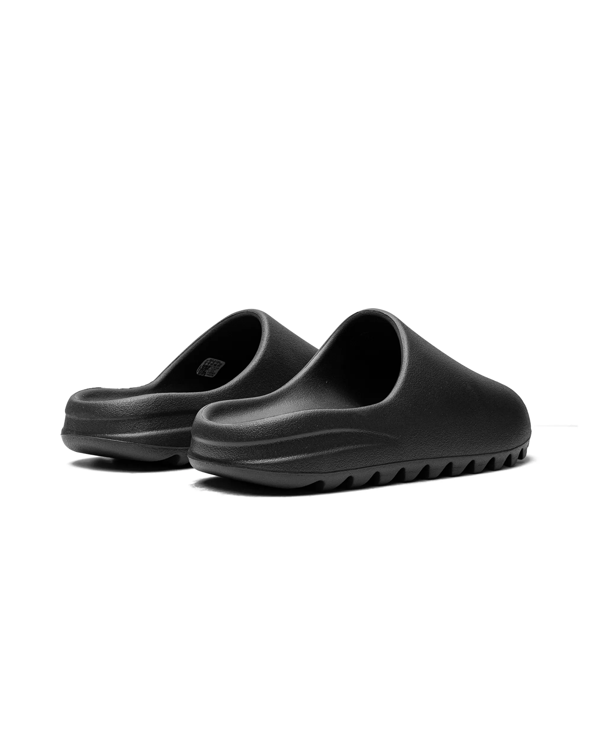 Narrow Forest running adidas Yeezy Slide Onyx