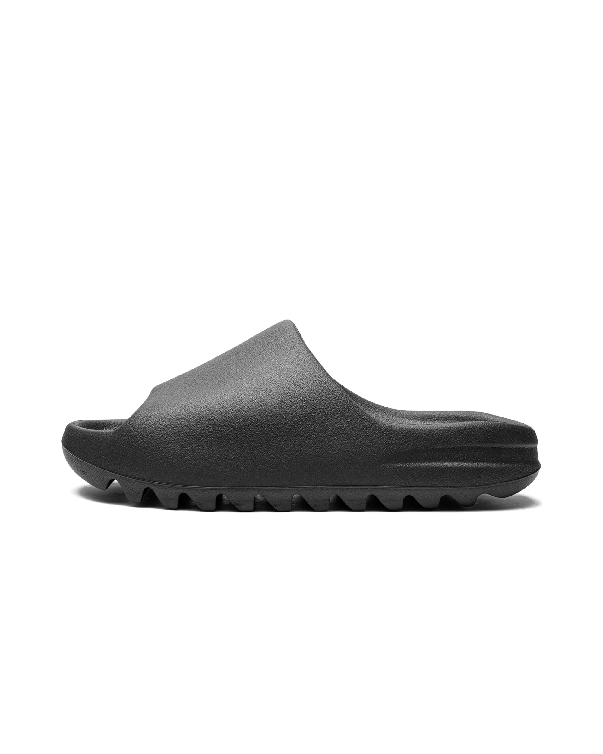 adidas Yeezy Slide Onyx unisex usability