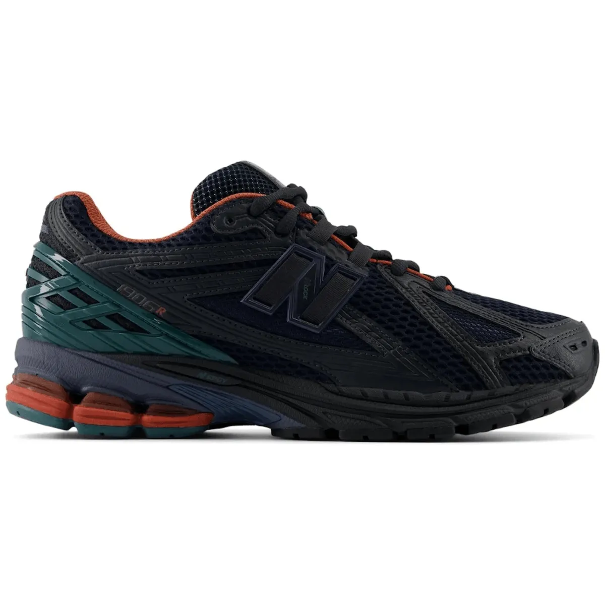 footwork improvement traction patterns New Balance 1906R Phantom New Spruce