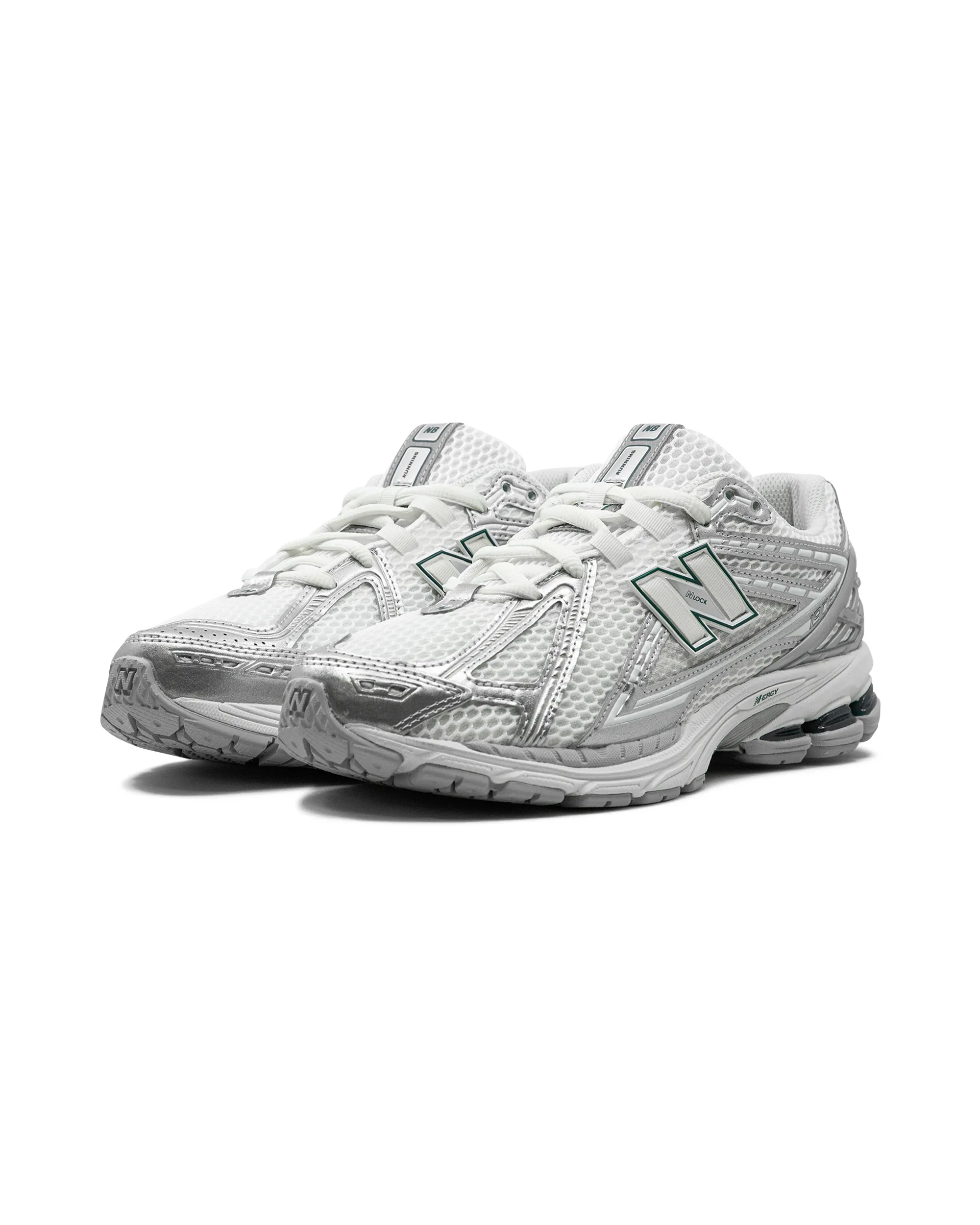 Modern Appearance New Balance 1906R Silver Metallic Sea Salt