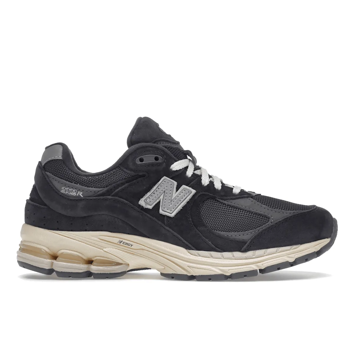 New Balance 2002R Black Dark Grey Trendy Colors Narrow Fit