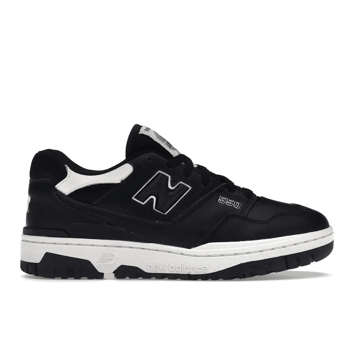 Simple Match Style Lovers New Balance 550 Black White