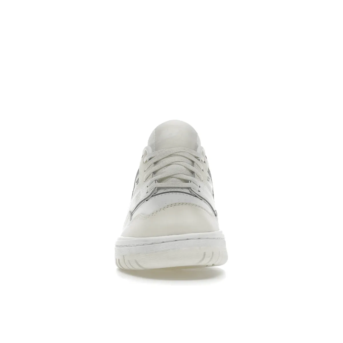 Motion Vibe New Balance 550 Cream White
