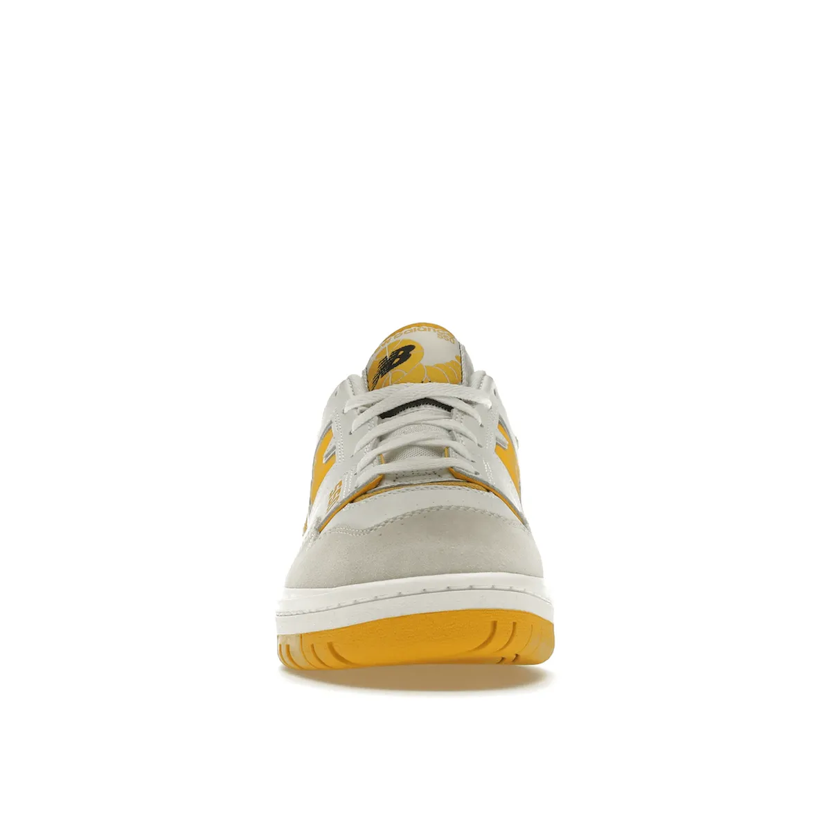 New Balance 550 Sea Salt Varsity Gold Distinctive durability