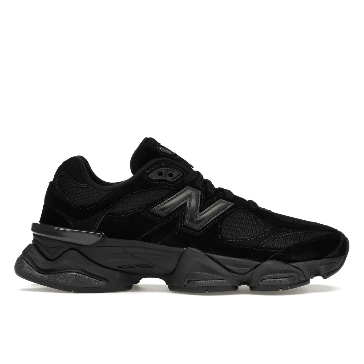 New Balance 9060 Triple Black Classy stability