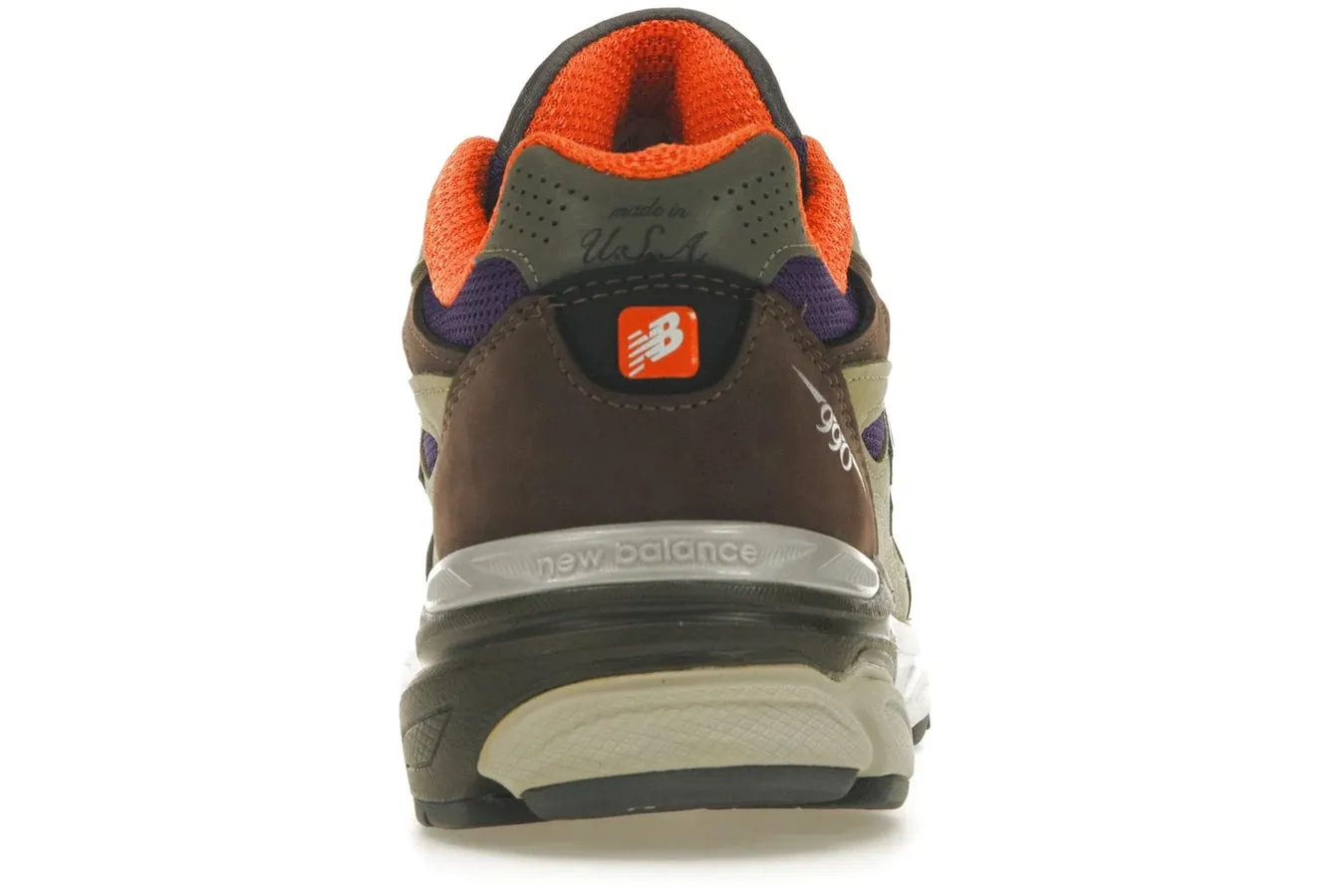Abstract Pattern for people who need a shock - absorbing product New Balance 990v3 MiUSA Teddy Santis Khaki Orange