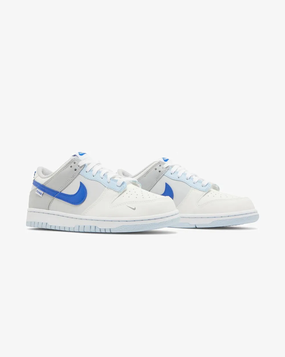 NIKE DUNK LOW GS IVORY HYPER ROYAL WHITE 2022 Trail Climb