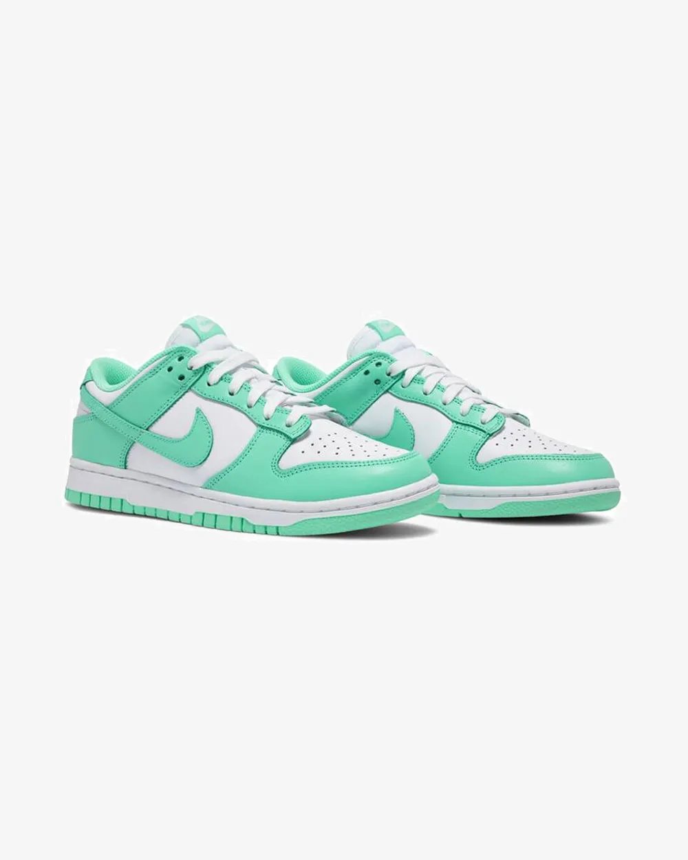 Simple Comfort NIKE DUNK LOW WMNS GREEN GLOW