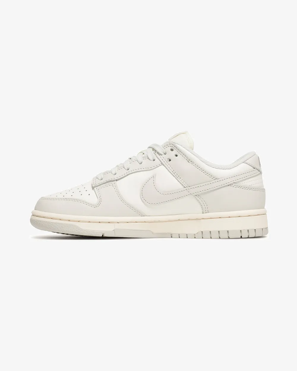NIKE DUNK LOW WMNS SAIL LIGHT BONE Road Ready foldable