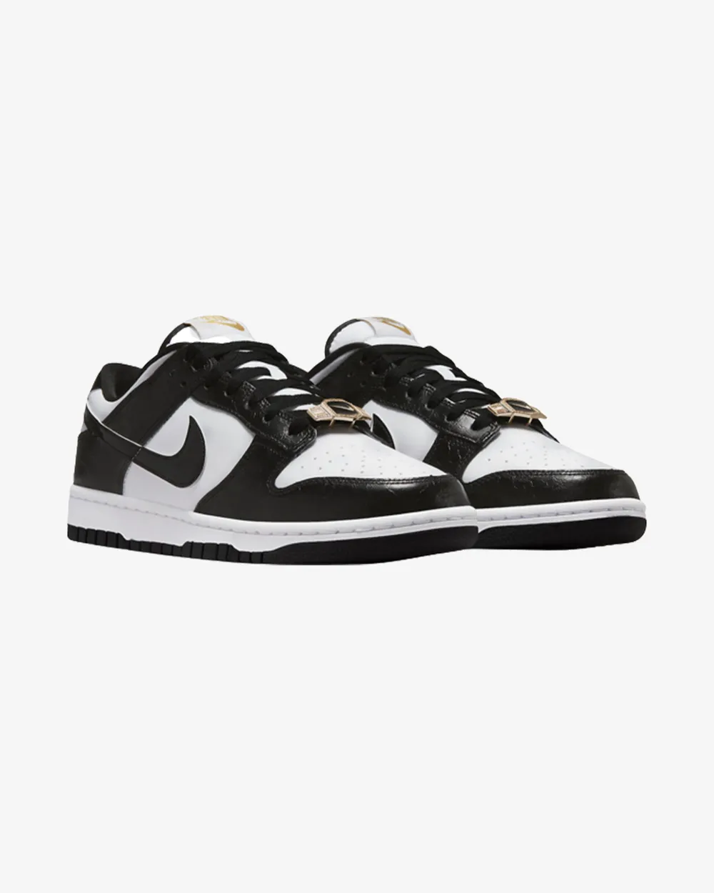 Cloud Feel NIKE DUNK LOW WORLD CHAMP BLACK WHITE