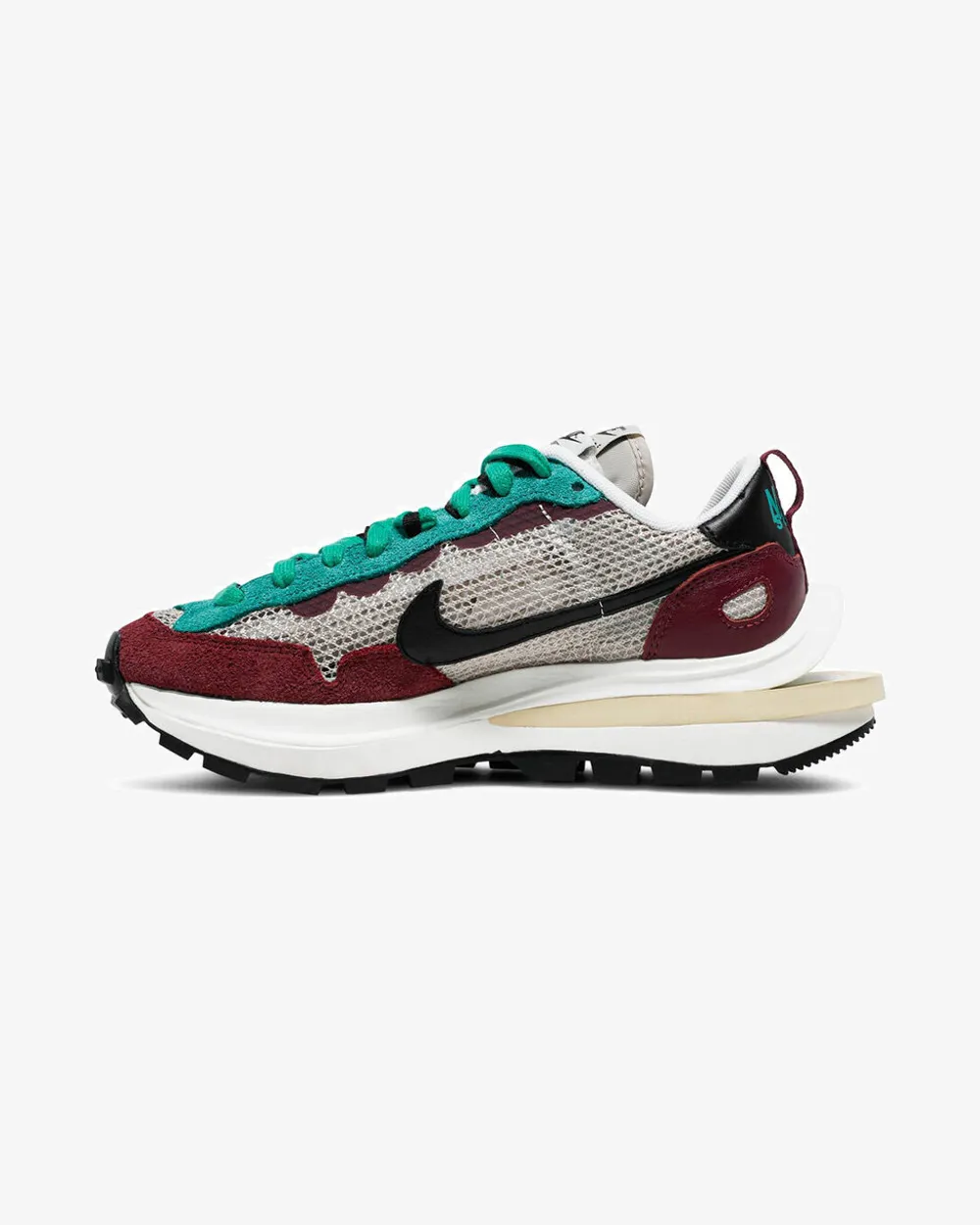 Modern Texture Edge Step NIKE X SACAI VAPORWAFFLE VILLIAN RED NEPTUNE GREEN (NEW)