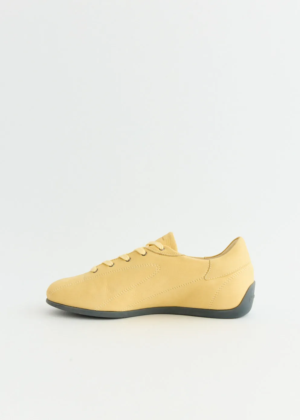 Miles Sneakers Trendy Style