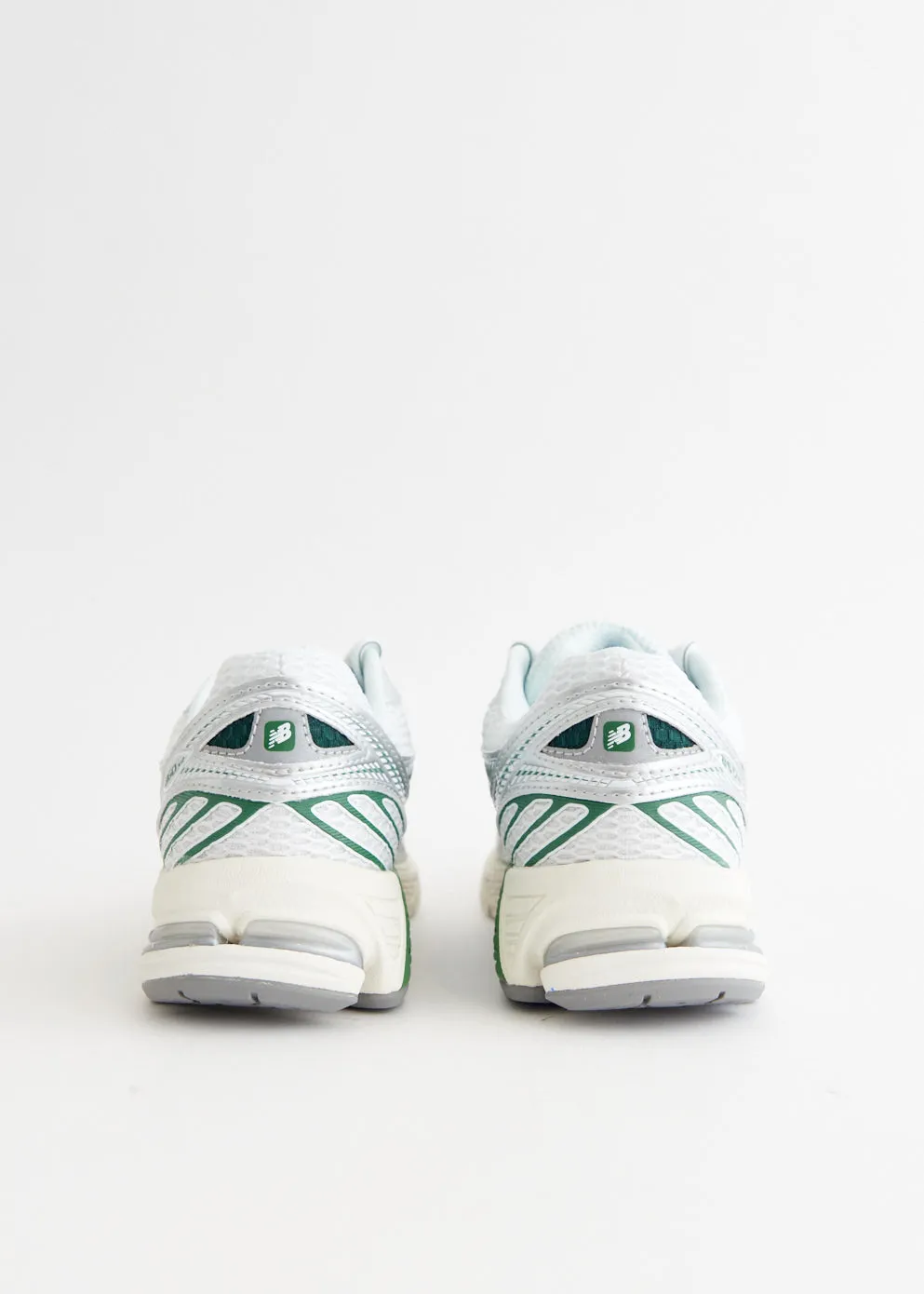 860v2 'Northern Lights - Mallard Green' Sneakers most school beachy